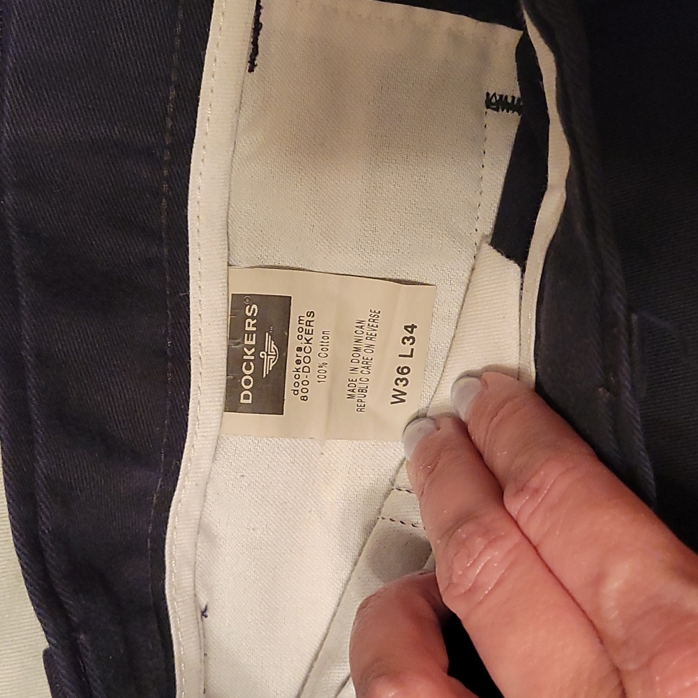 EUC 3 pair bundle Men's Dockers blk & khaki. 36x34